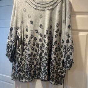 NWT Sz 2x Alfred Dunner classic gray floral top